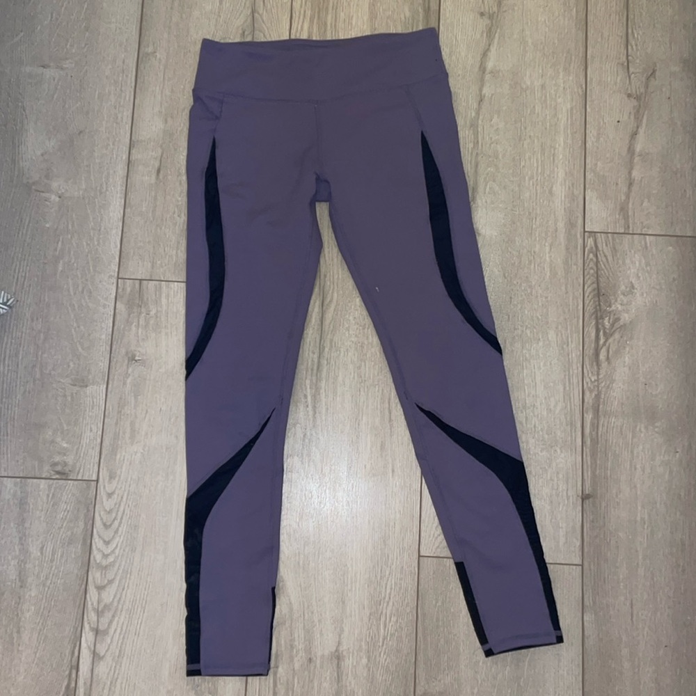 Fabletics capris